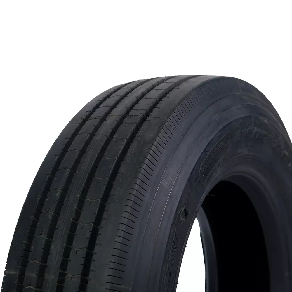 Грузовая шина 215/75 R17,5 Long March LM-216 16PR в Юрюзане