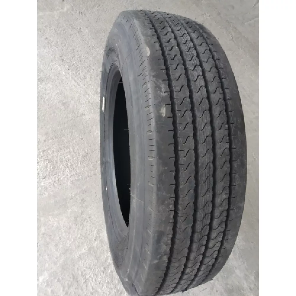 Грузовая шина 255/70 R22,5 Long March LM-120 16PR в Юрюзане